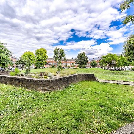 Guestready - Bold Modernity Near Kennington Park Appartement Londen Buitenkant foto